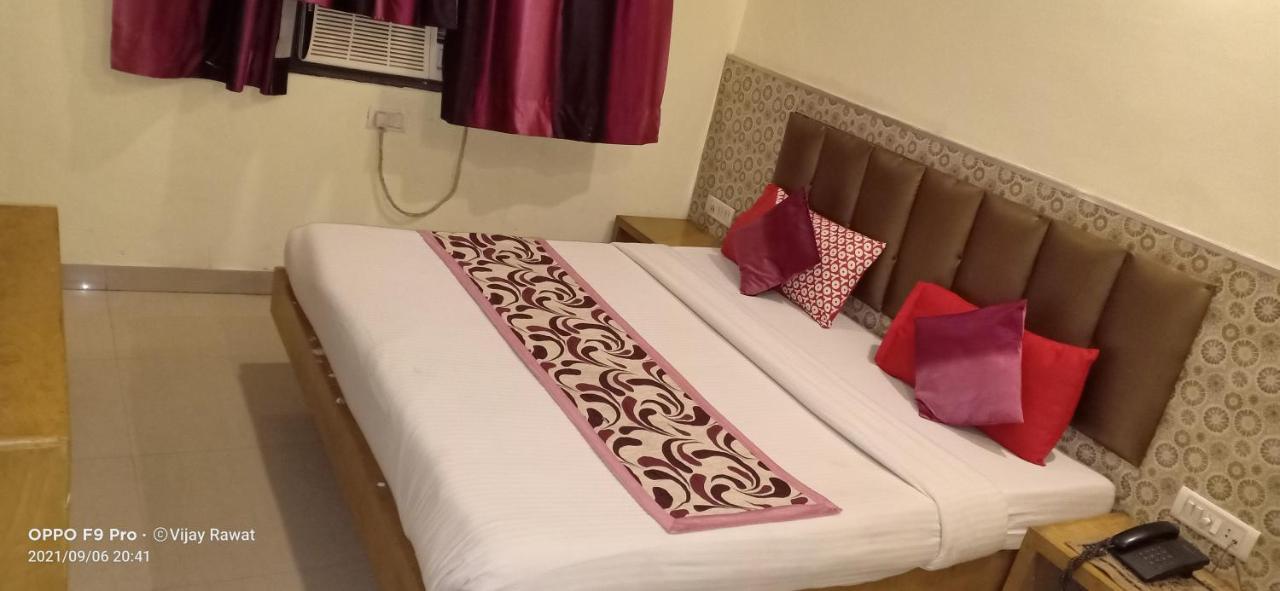 Golden Gate Hotel 3*